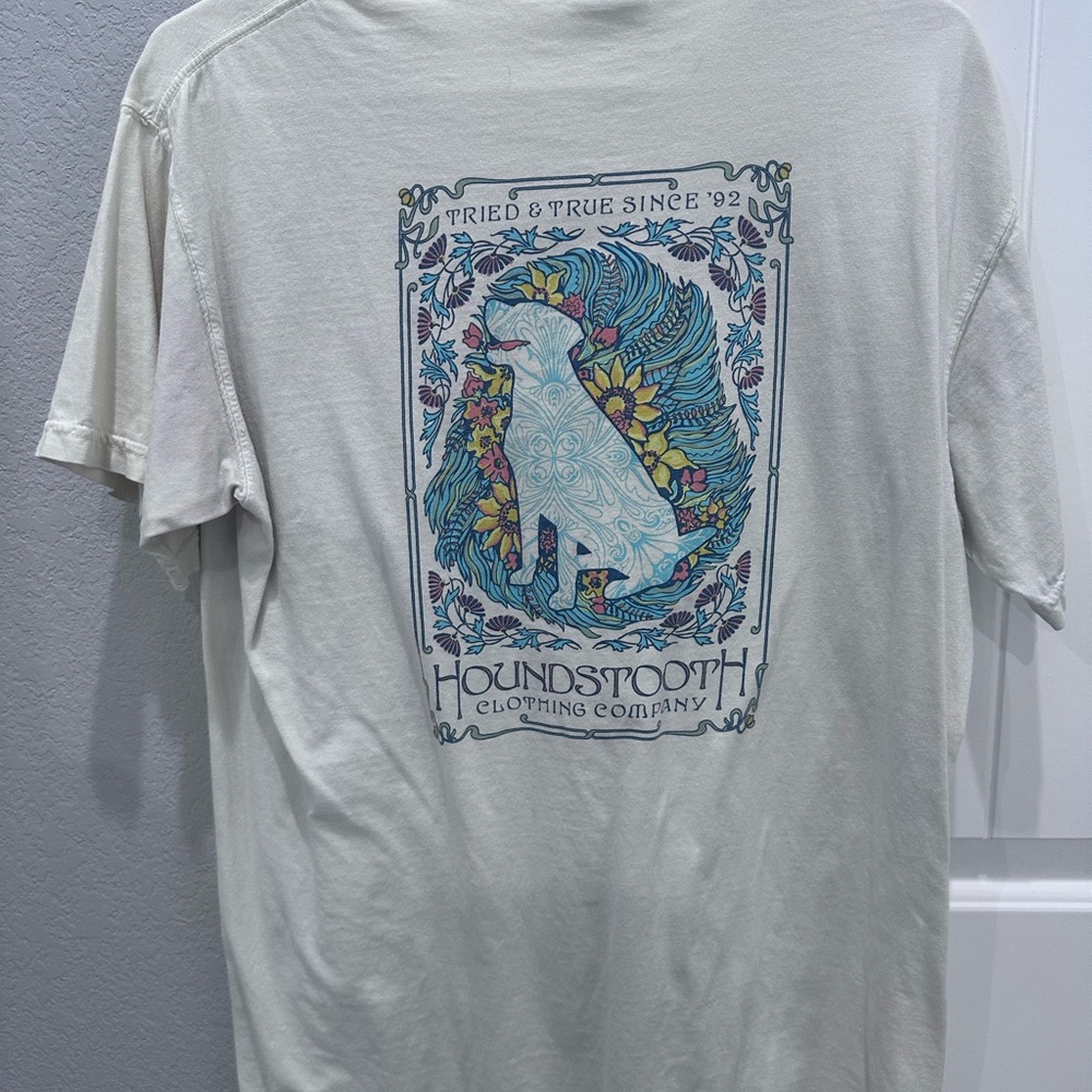Houndstooth tshirt - Picture 2 of 3